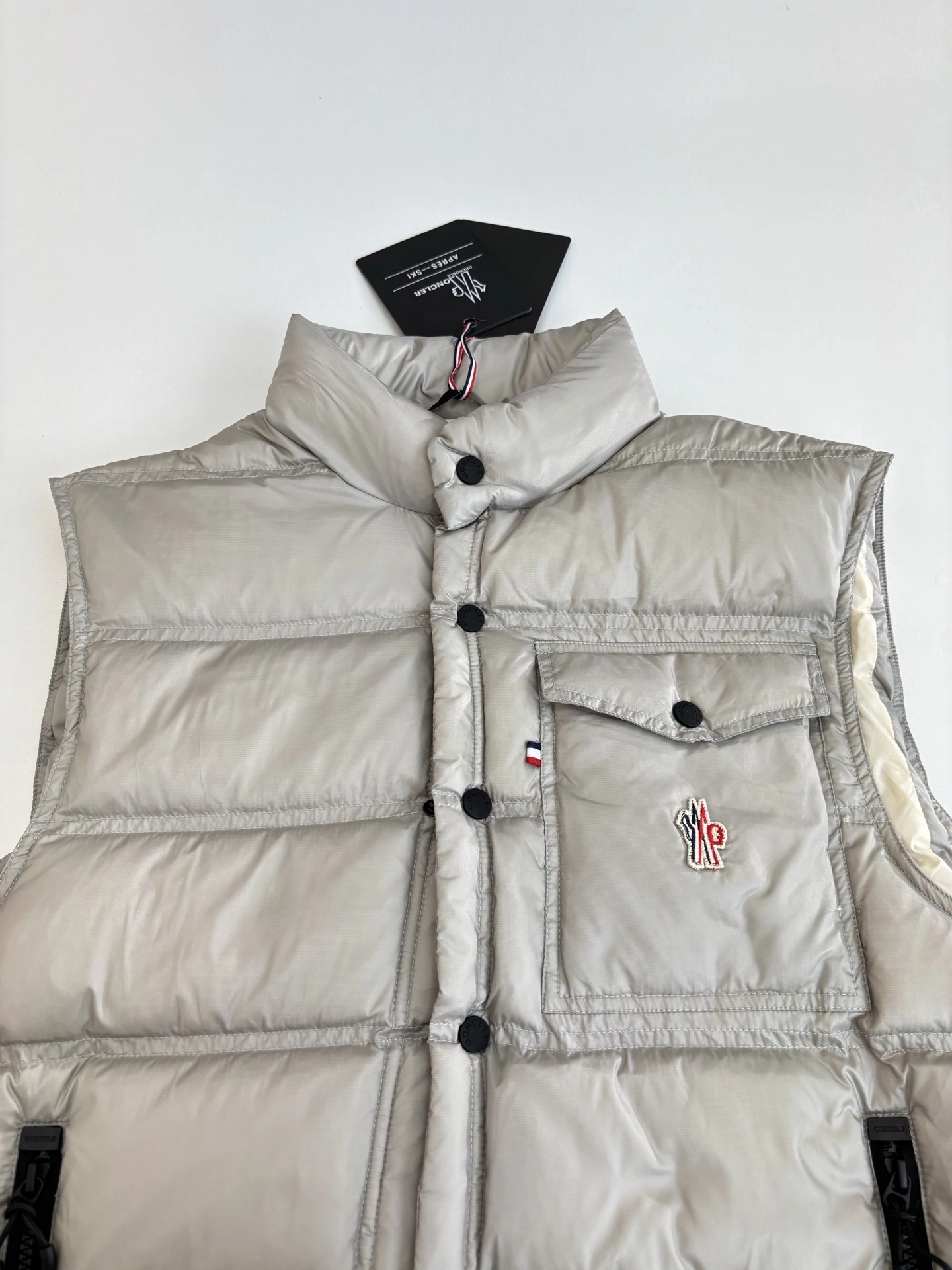 wg.luxury-- 7o9385r Down jacket nylon 2colour item:E-F363I0617-2